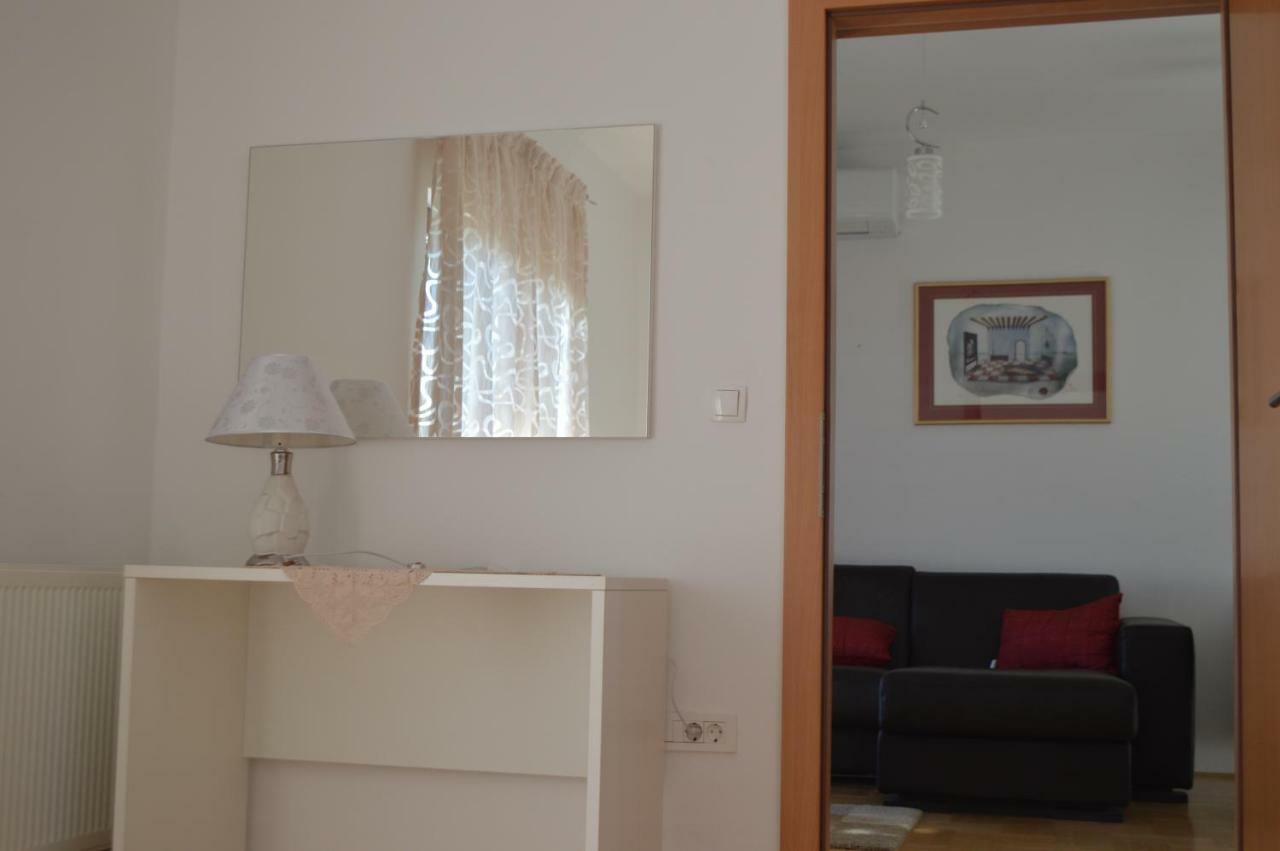 Apartmani Mila Сукошан Экстерьер фото