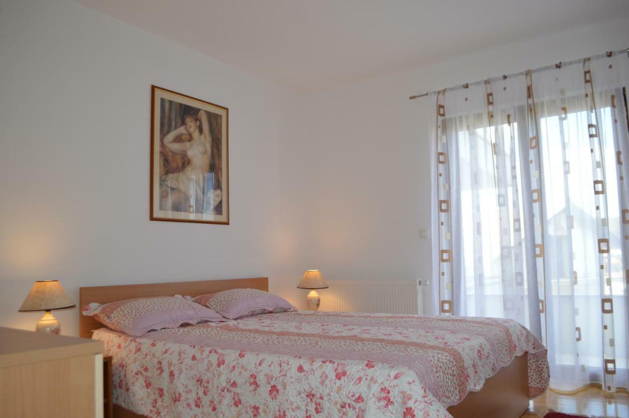 Apartmani Mila Сукошан Экстерьер фото